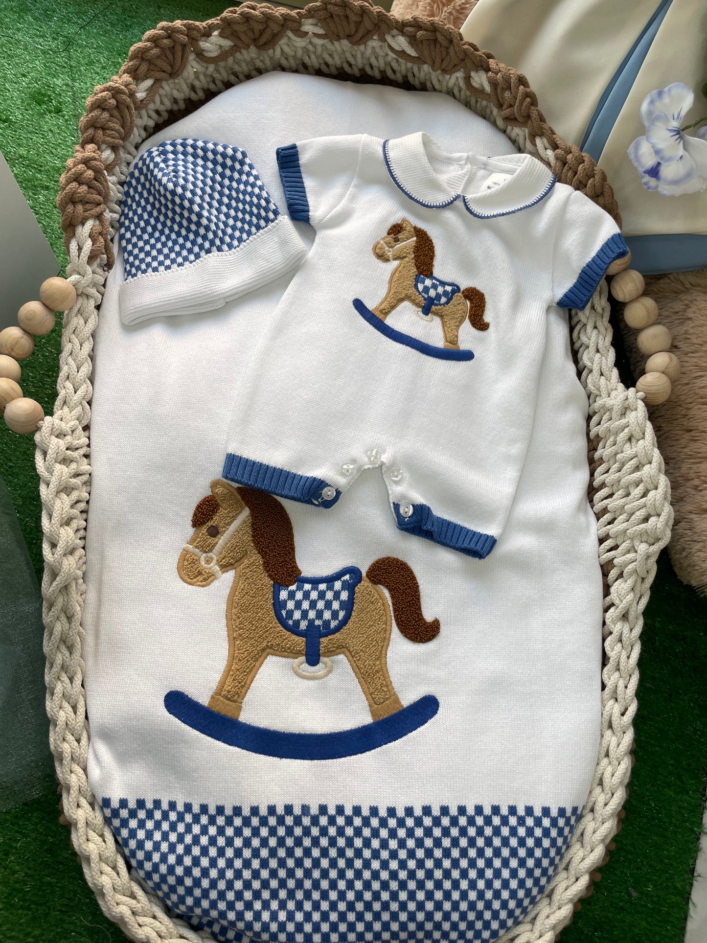 Prima Nascita Cavallo a Dondolo