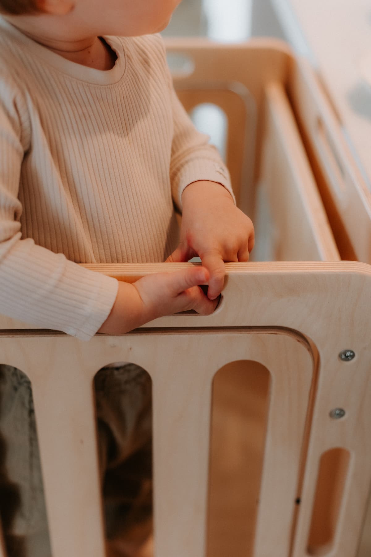 PETINKA Light learning tower in natural finish – safe and stable helper stool for kids