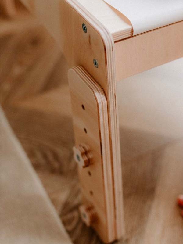 growing table for kids Petinka